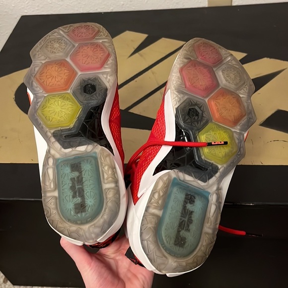 lebrons - Picture 4 of 5